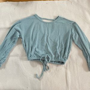 Hollister, SUPER SOFT, comfortable, cropped but adjustable